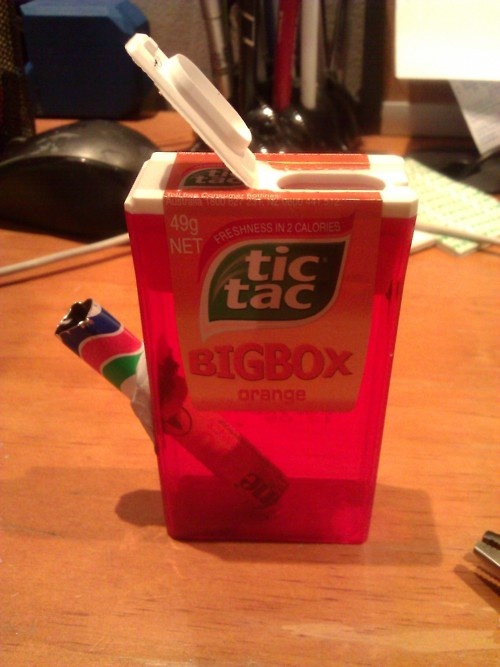 Tic-Tac Bong